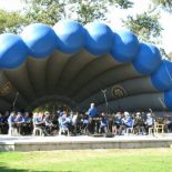Central Park Free Concerts in Huntington Beach Looking for things to do in Huntington Beach? The Huntington Beach Central Library has free concerts in Central Park from June through August. These free summer concerts in surf city are for all ages and feature all kinds of free music. Bring your picnic dinner,...