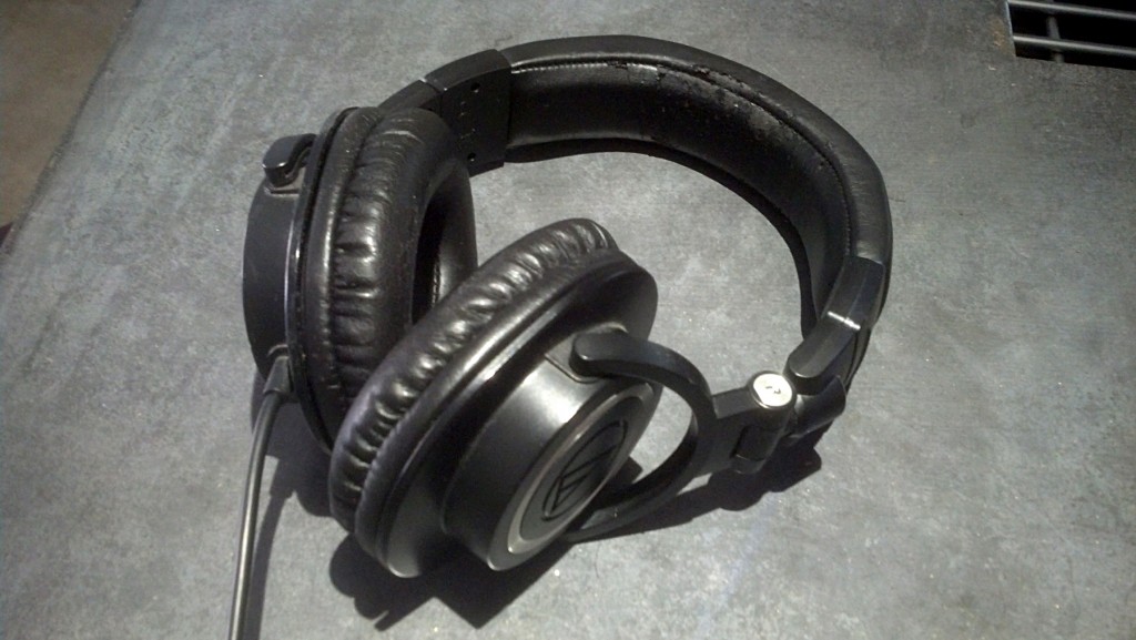 Audio-technica-ATH-M50-6