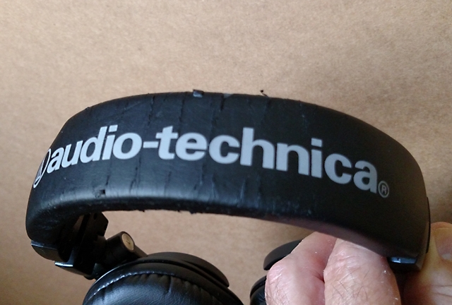 ATH-M50 outside of headband 36 months after factory replacement
