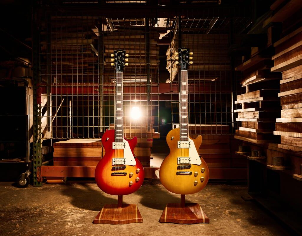 Gibson USA Double Trouble Group Photo